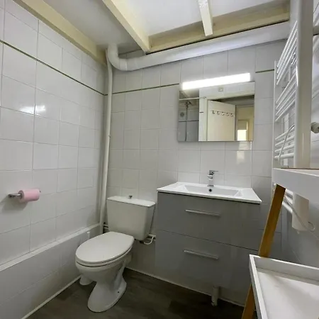 فيلة Patio Avec Terrasse, 6 Pers, Proche Port, - Fr-1-413-217