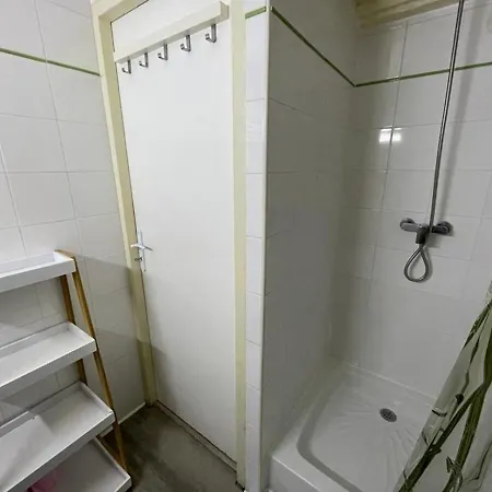 فيلة Patio Avec Terrasse, 6 Pers, Proche Port, - Fr-1-413-217